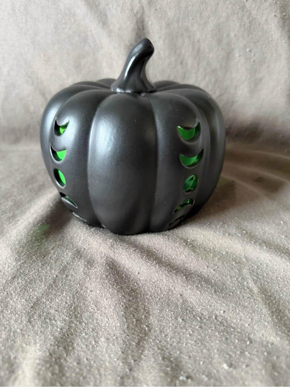 Matte Black Decorative Pumpkin Luminary